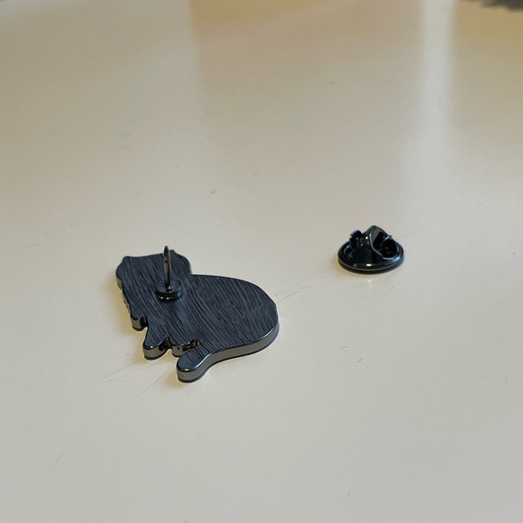 Wednesday Addams Cat Pin - Picture 3 of 3